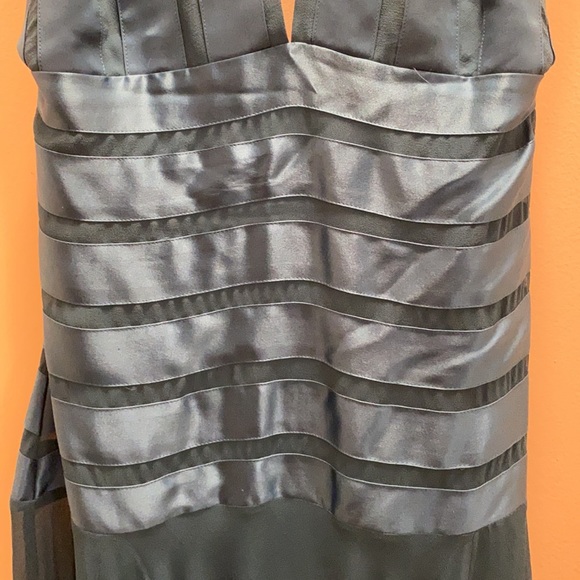 BCBG Maxazria cocktail dress - size 6 - Picture 3 of 10